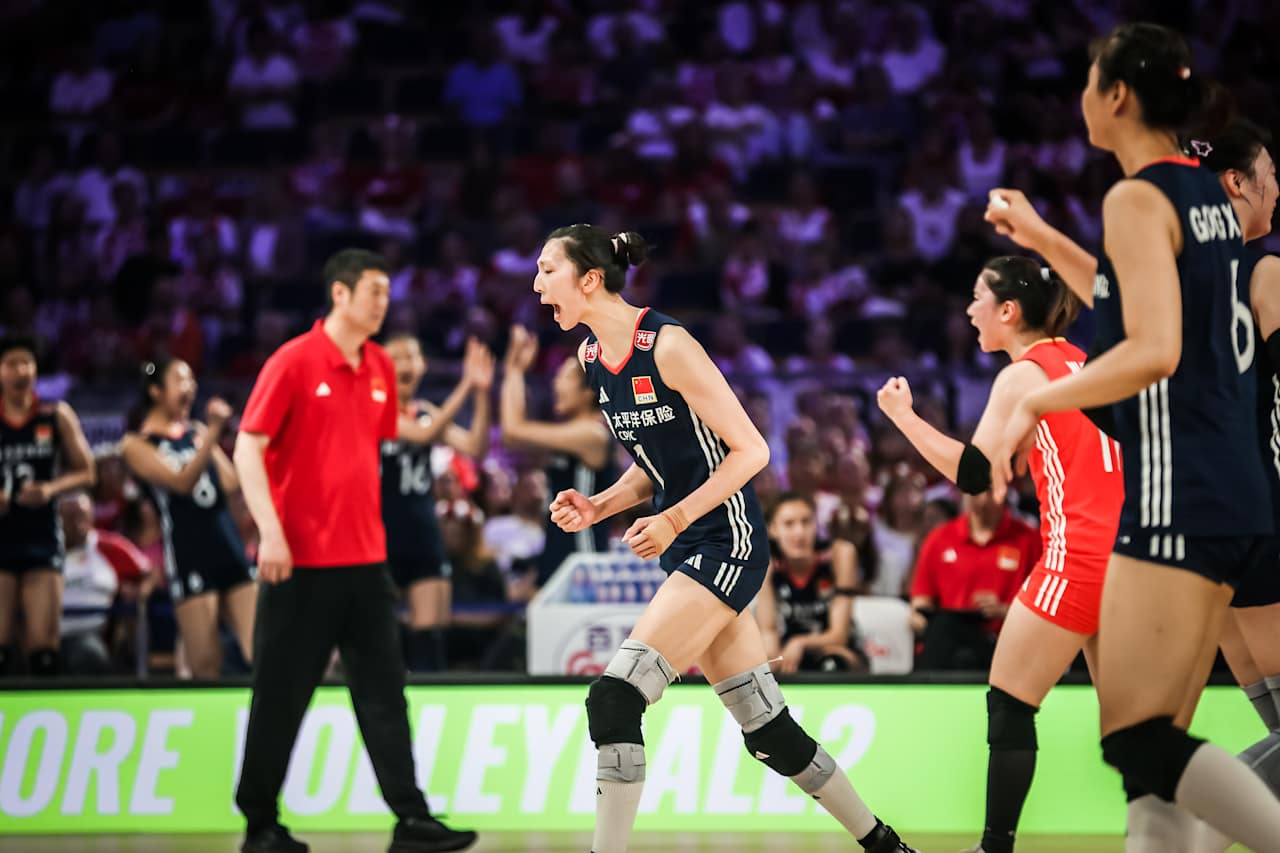 里尼赛后表, 亲自扣杀得