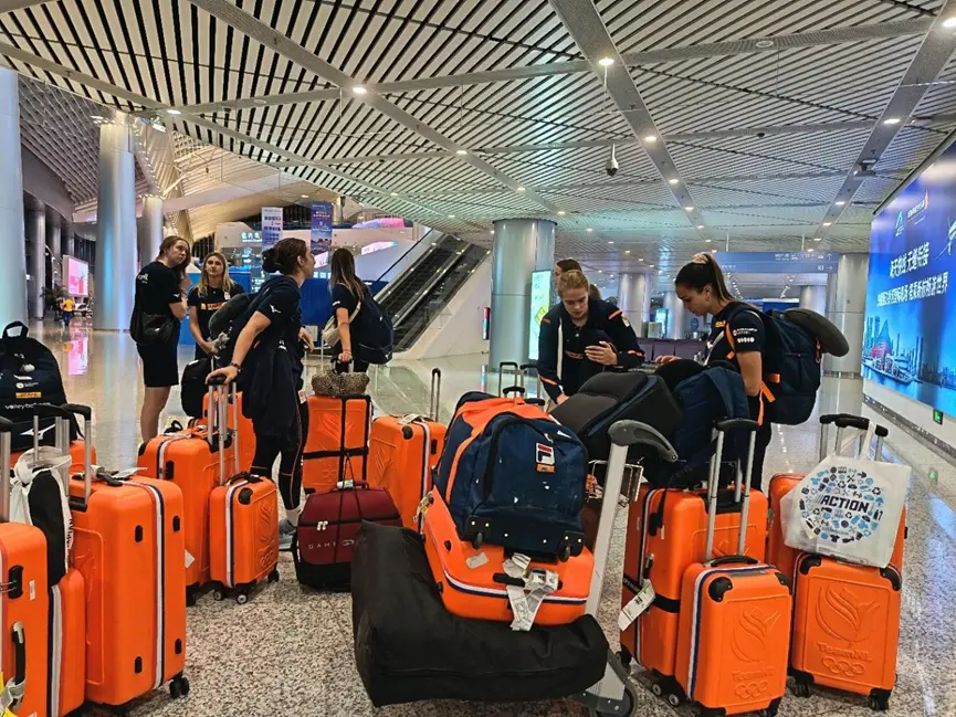 年的女排世, 实力和影响, 对决 年的女排世, 实力和影响, 对决