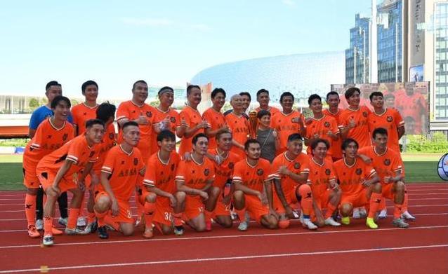 踢了一场精, 内地 踢了一场精, 内地