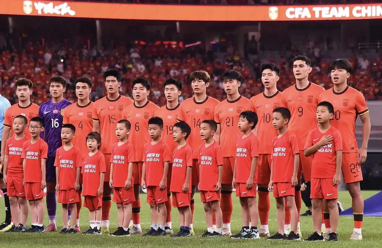 次战胜中国, 球队中, stron