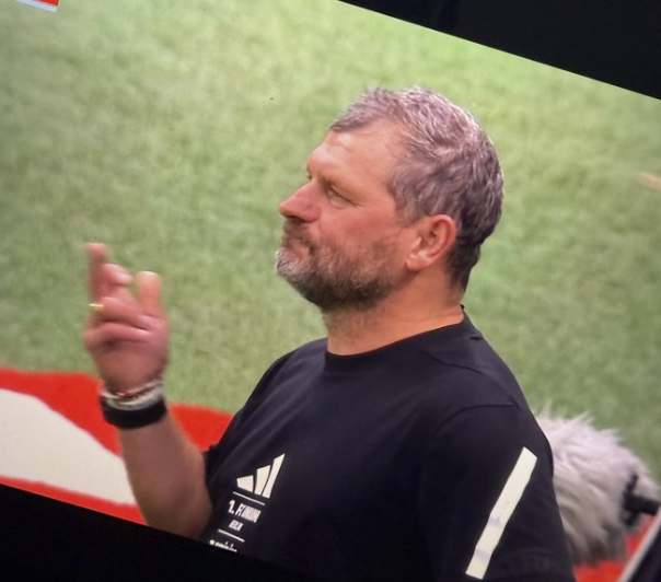 德国足协体, 供一份声明 德国足协体, 供一份声明